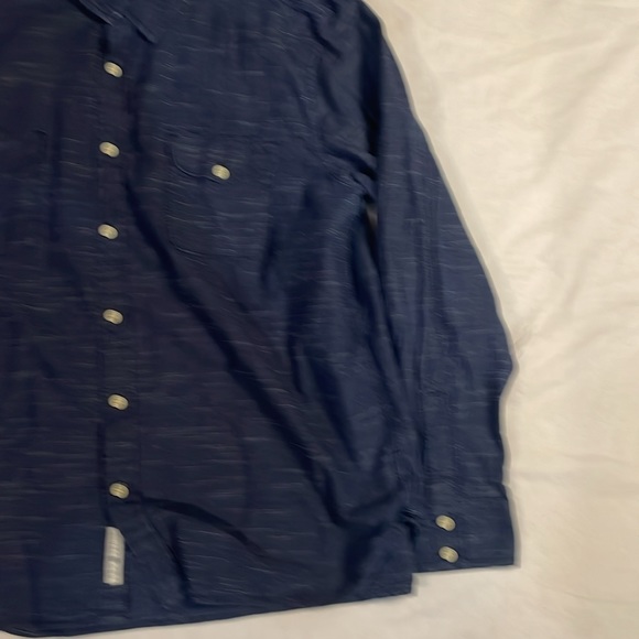 ♠️ 3/20 Lucky Brand Mens Blue Button Up Long Sleeve Pockets XXL Fits like an XL - Picture 4 of 6